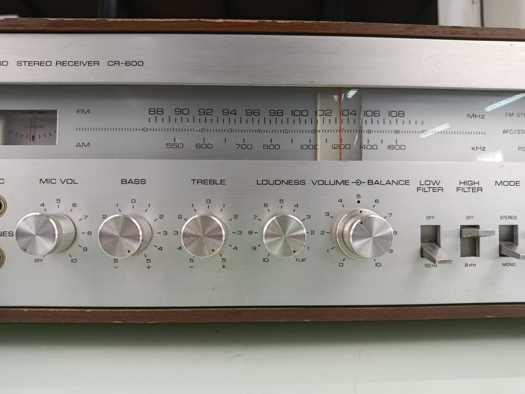 YAMAHA CR 600 NATURAL SOUND STEREO RECEIVER