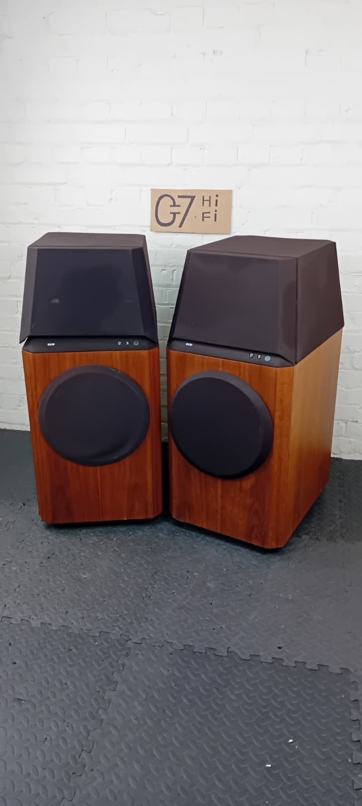 B&W BOWERS & WILKINS 801 SERIES 80 SPEAKERS