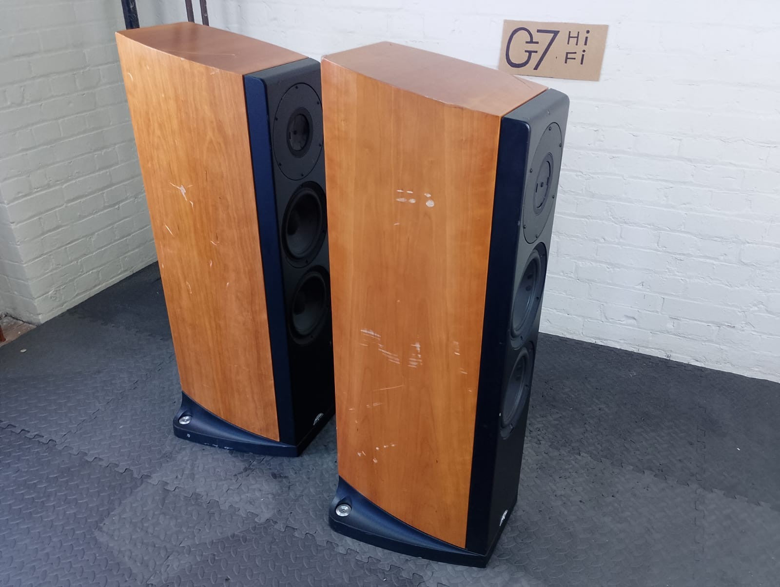 NAIM OVATOR S 600 FLOOR STANDING SPEAKERS