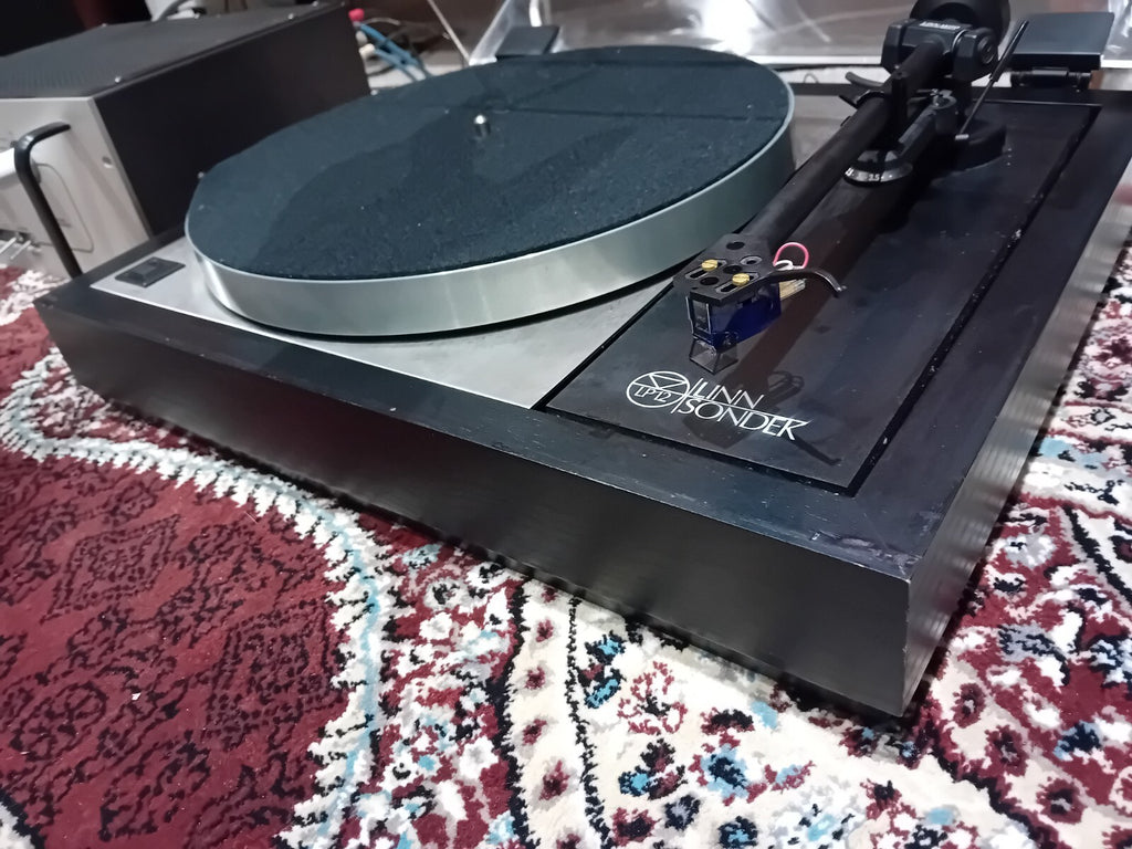 LINN SONDEK LP12 AKITO TONEARM ORTOFON MC RONDO