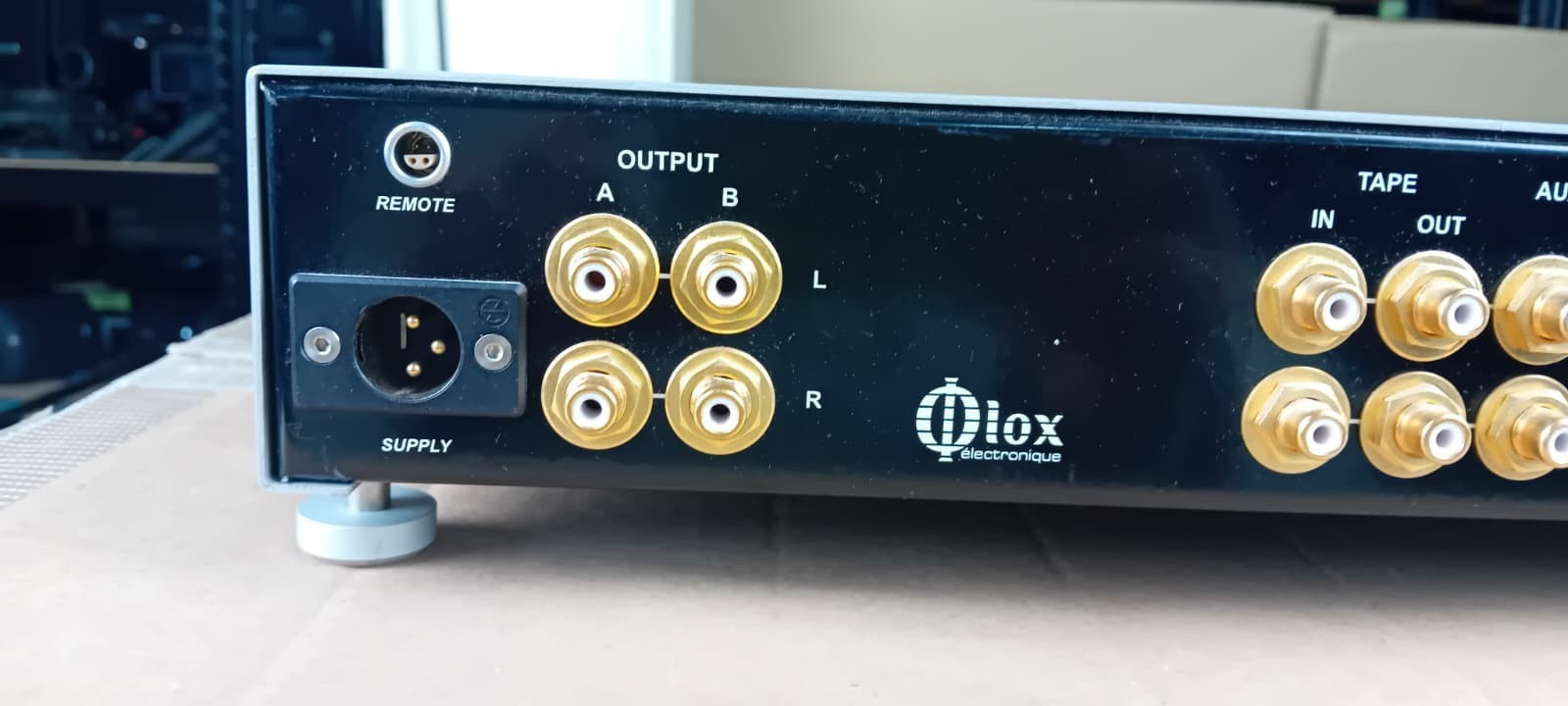 YBA 2 STEREO PRE AMPLIFIER OLOX ELECTRONICS