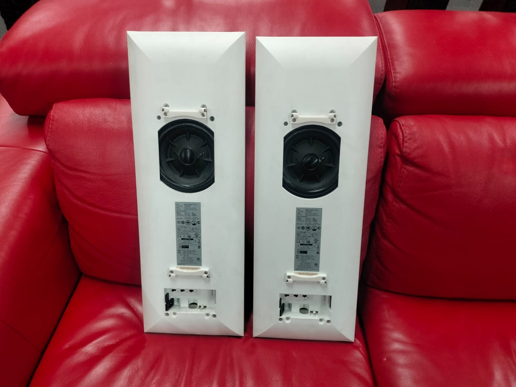 BANG & OLUFSEN B&O BEOLAB 12.2 ACTIVE WHITE SPEAKERS WITH WALL BRACKETS