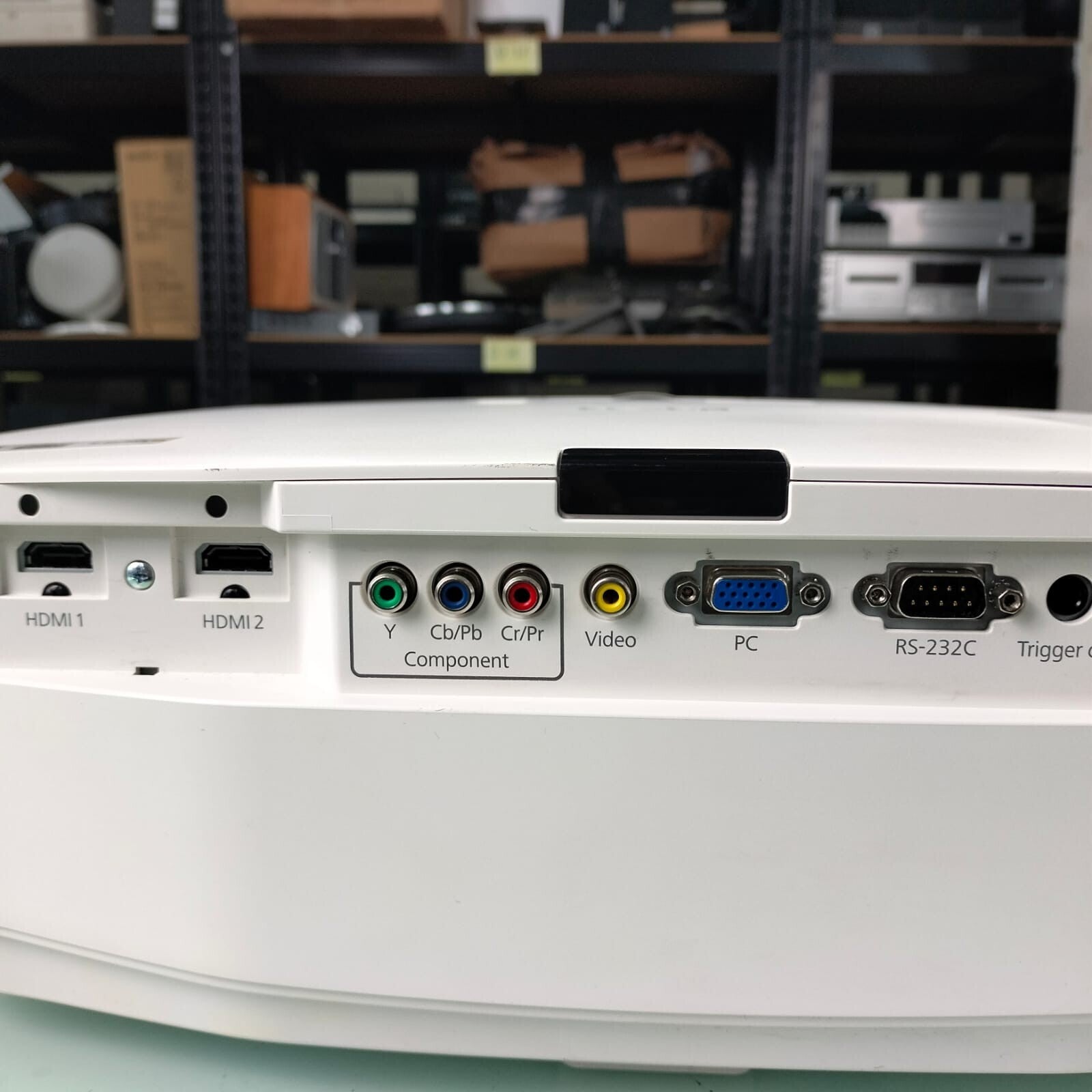 EPSON EH-TW7200 H589B LCD PROJECTOR WITH REMOTE