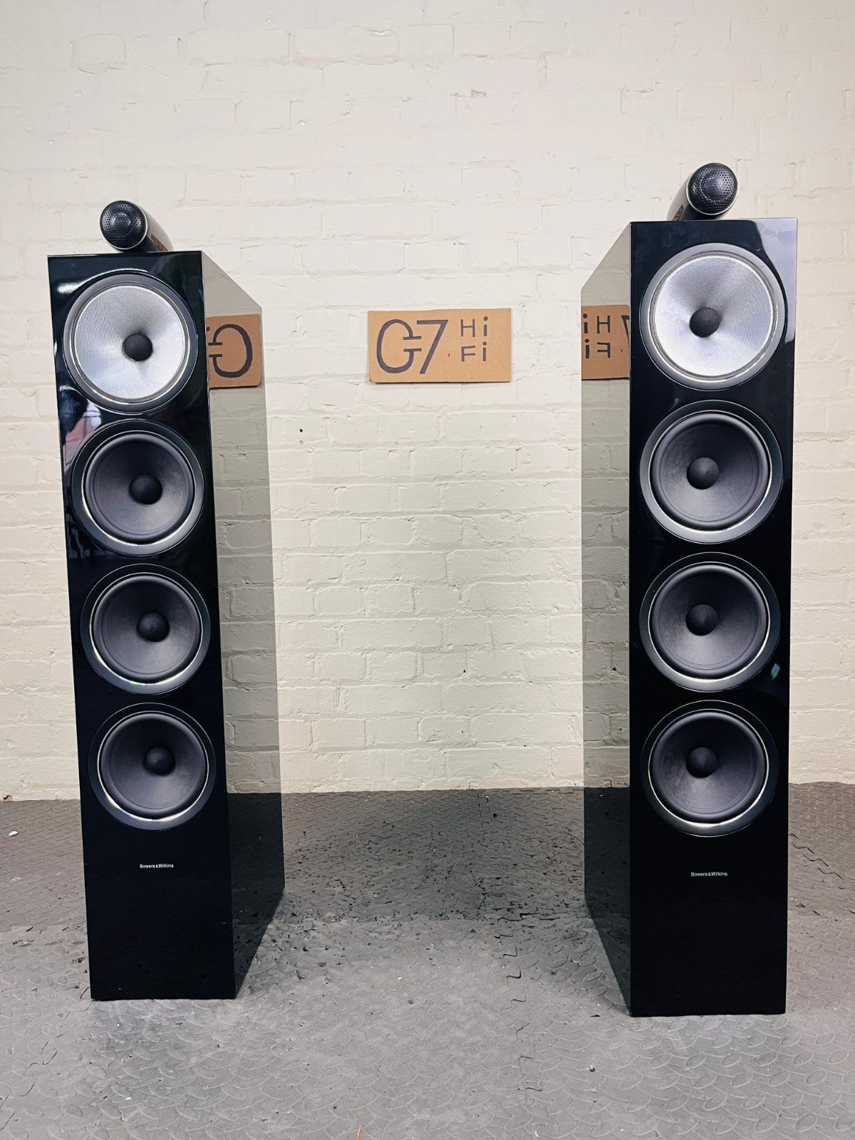 BOWERS & WILKINS B&W 702 S2 FLOOR STANDING SPEAKERS