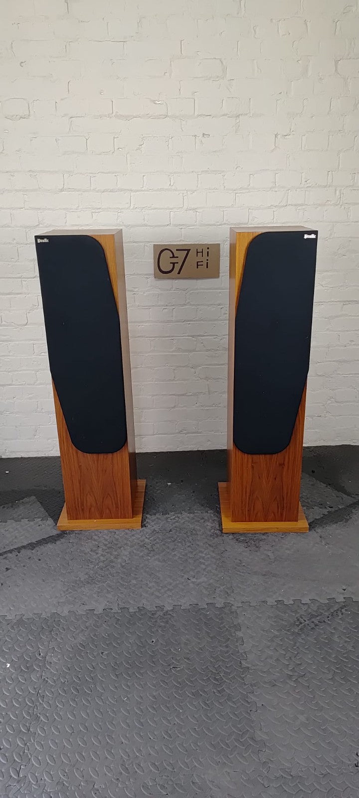 PROAC RESPONSE 3 FLOOR STANDING SPEAKERS