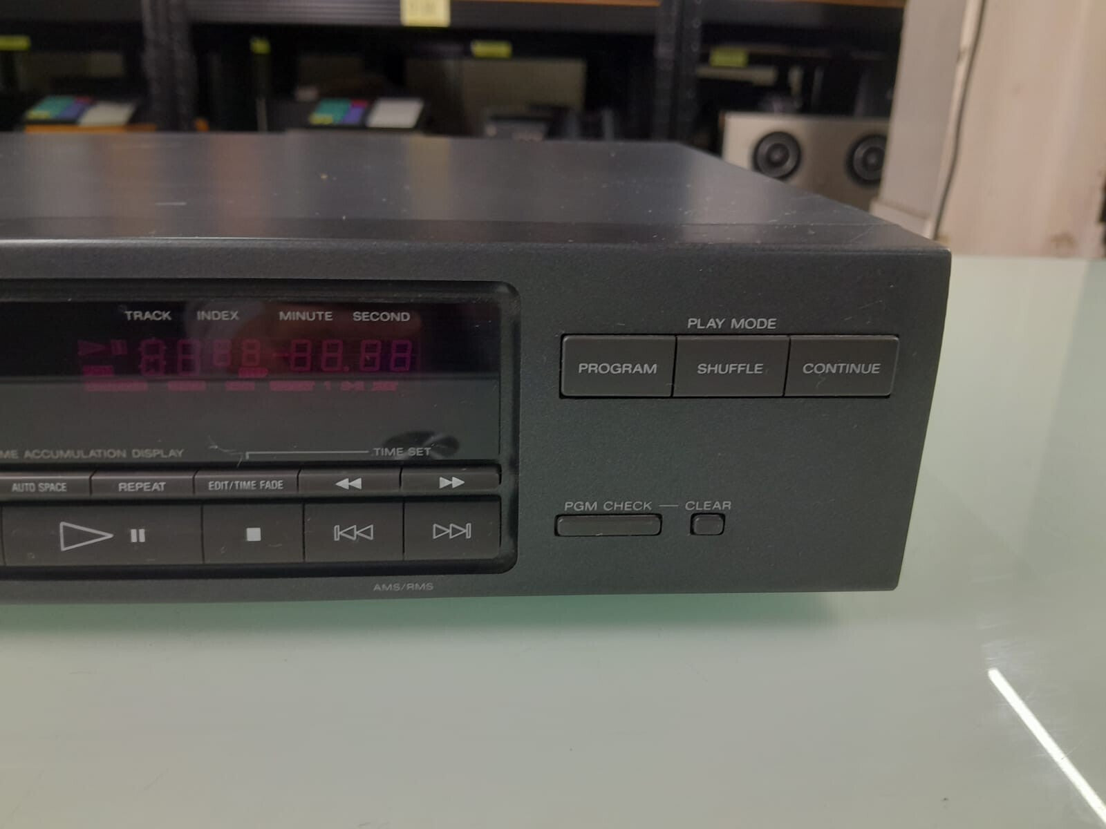 SONY CDP M26 CD PLAYER