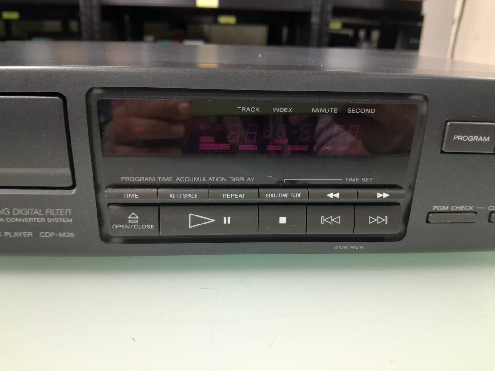 SONY CDP M26 CD PLAYER