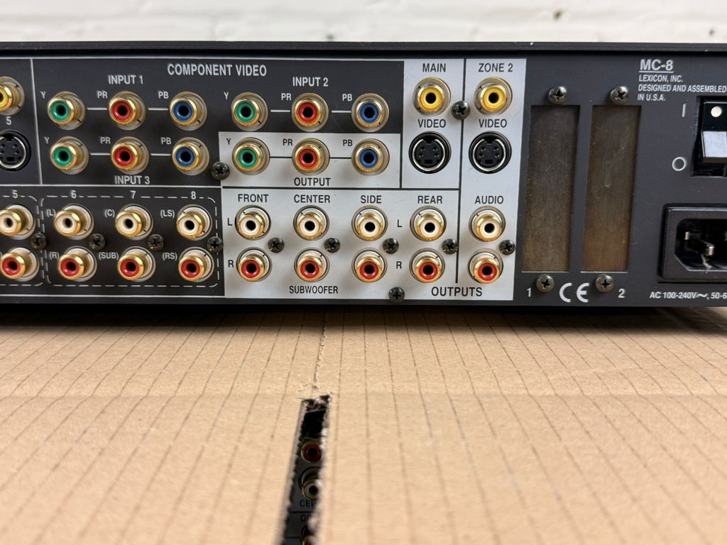 Lexicon MC-8 THX Ultra2-certified 7.1-channel surround sound processor