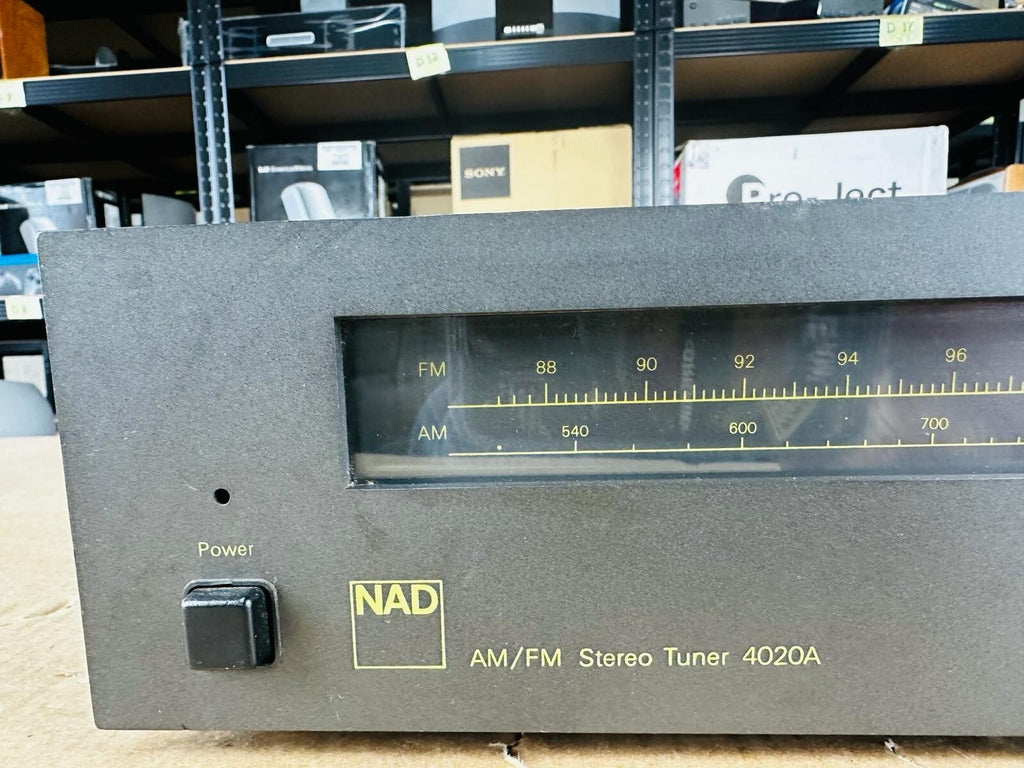 NAD 4020A AM/FM Stereo Tuner