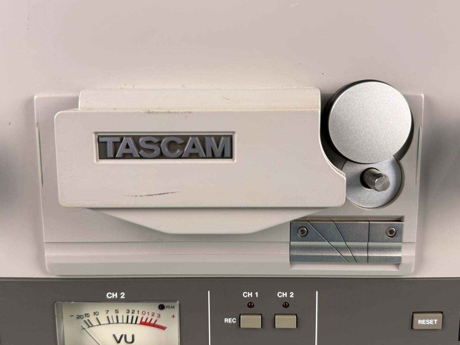 TASCAM BR 20D REEL TO REEL 20