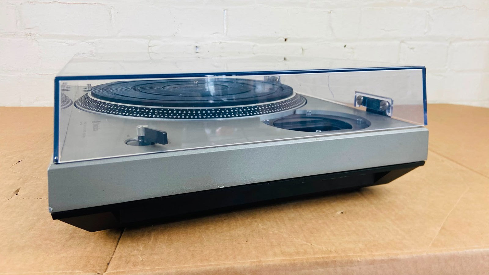 Technics SL-150 Direct Drive Turntable with SME Armboard