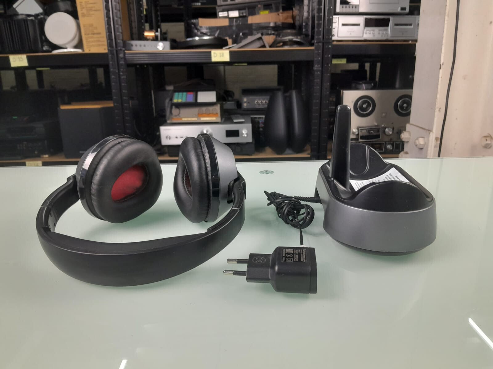 PHILIPS SHC 8535 WIRELESS HEADPHONES