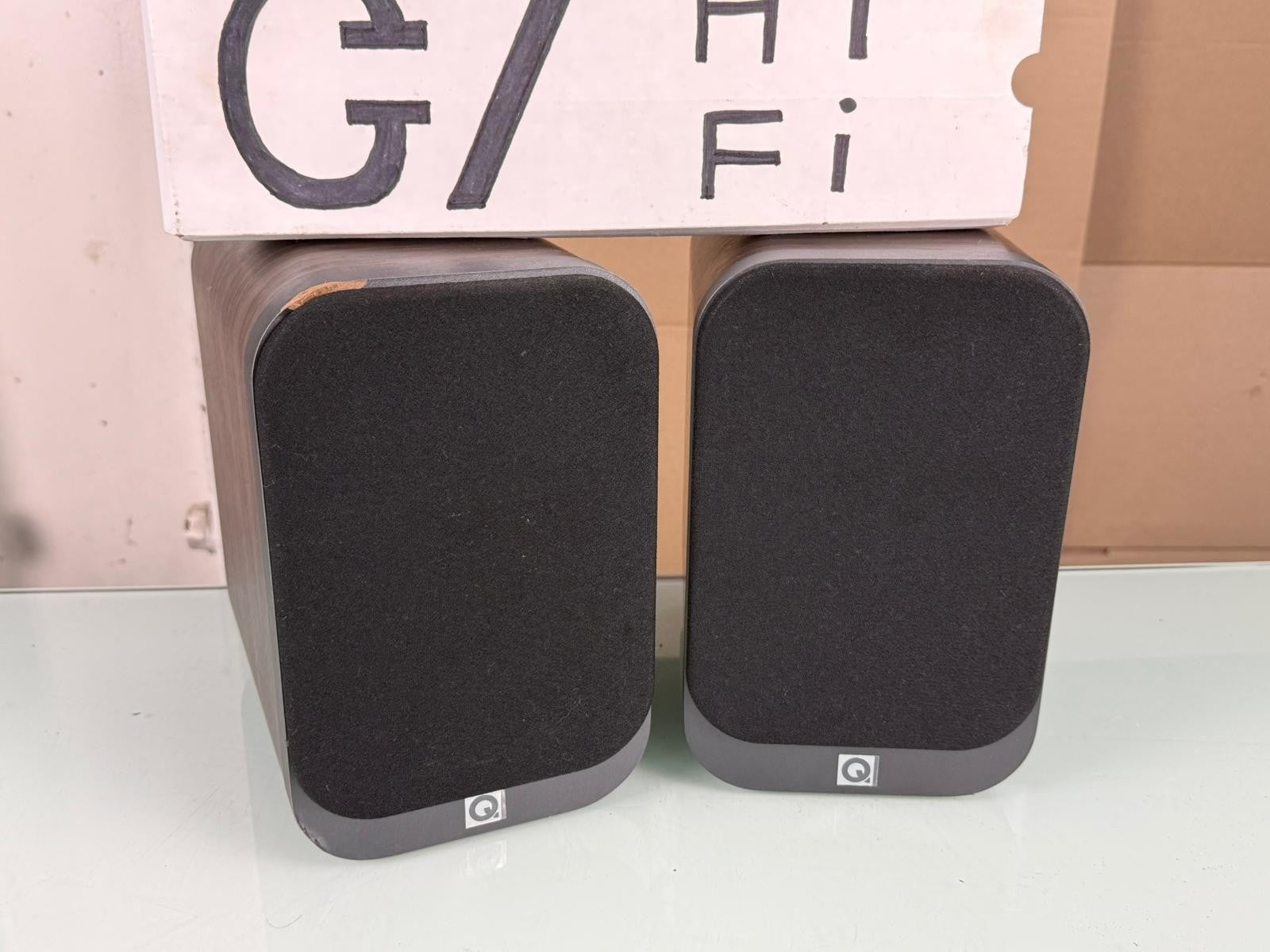 Q ACOUSTICS 3010 SPEAKERS