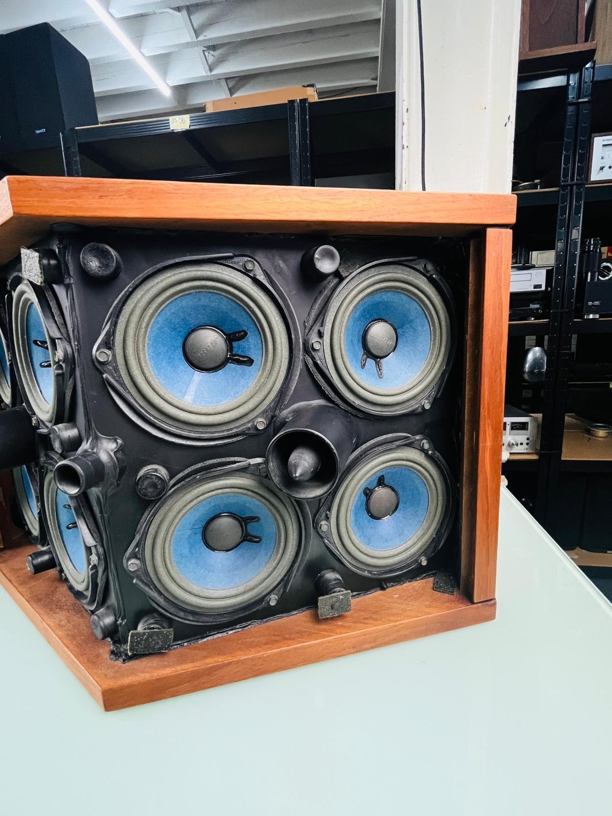 BOSE 901 SERIES IV SPEAKERS