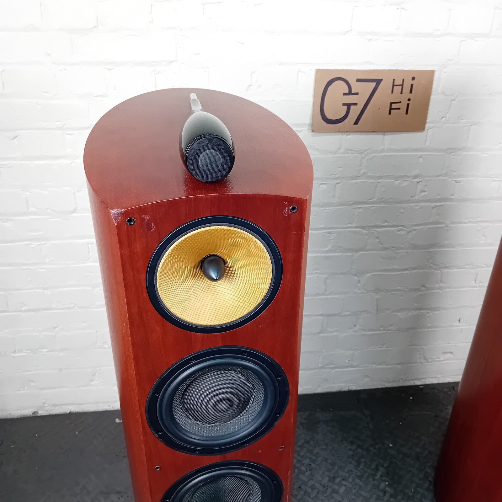BOWERS & WILKINS B&W 803 D FLOOR STANDING SPEAKERS