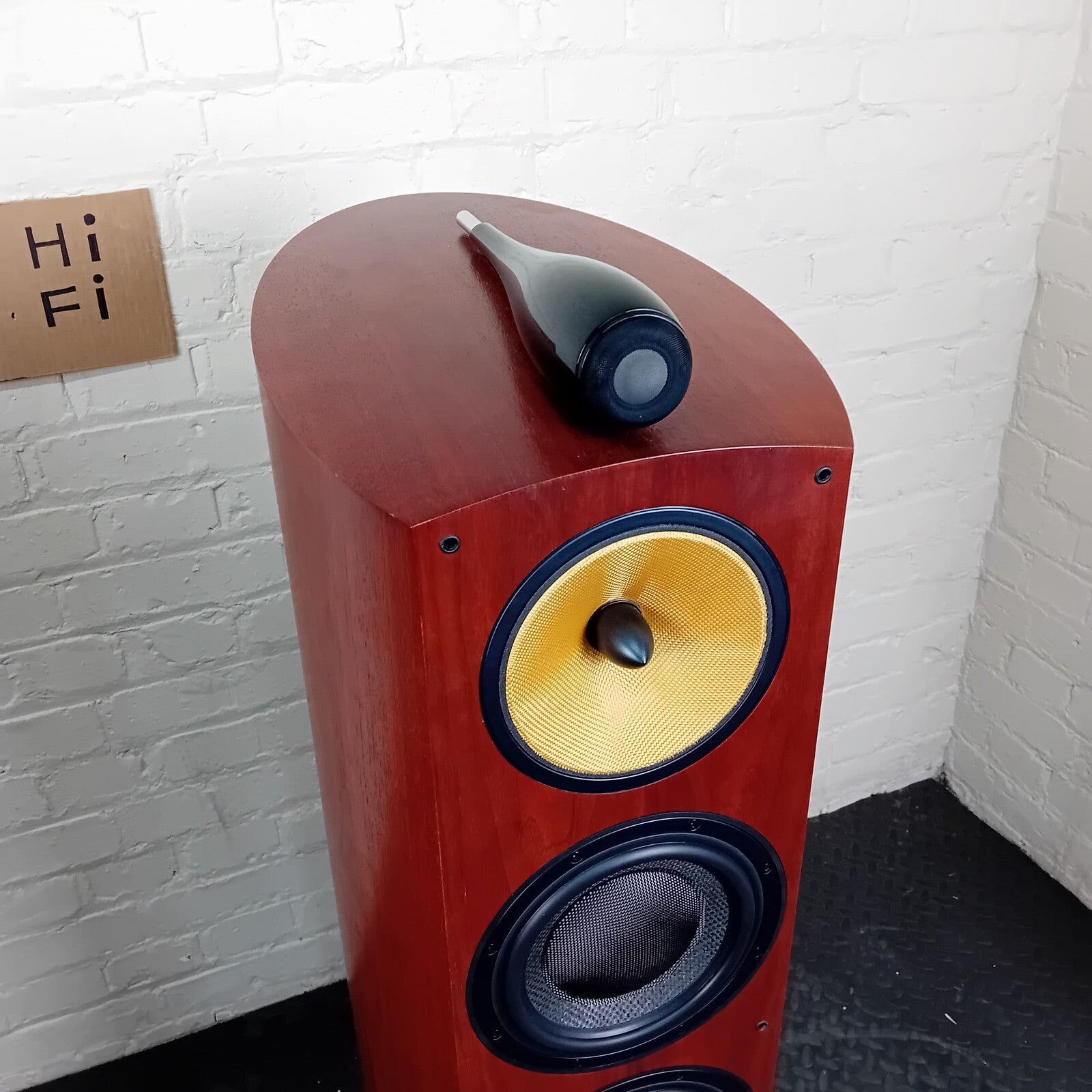 BOWERS & WILKINS B&W 803 D FLOOR STANDING SPEAKERS