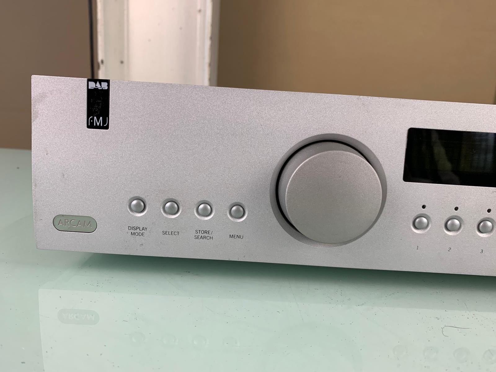 ARCAM FMJ DT26 DAB DIGITAL RADIO TUNER