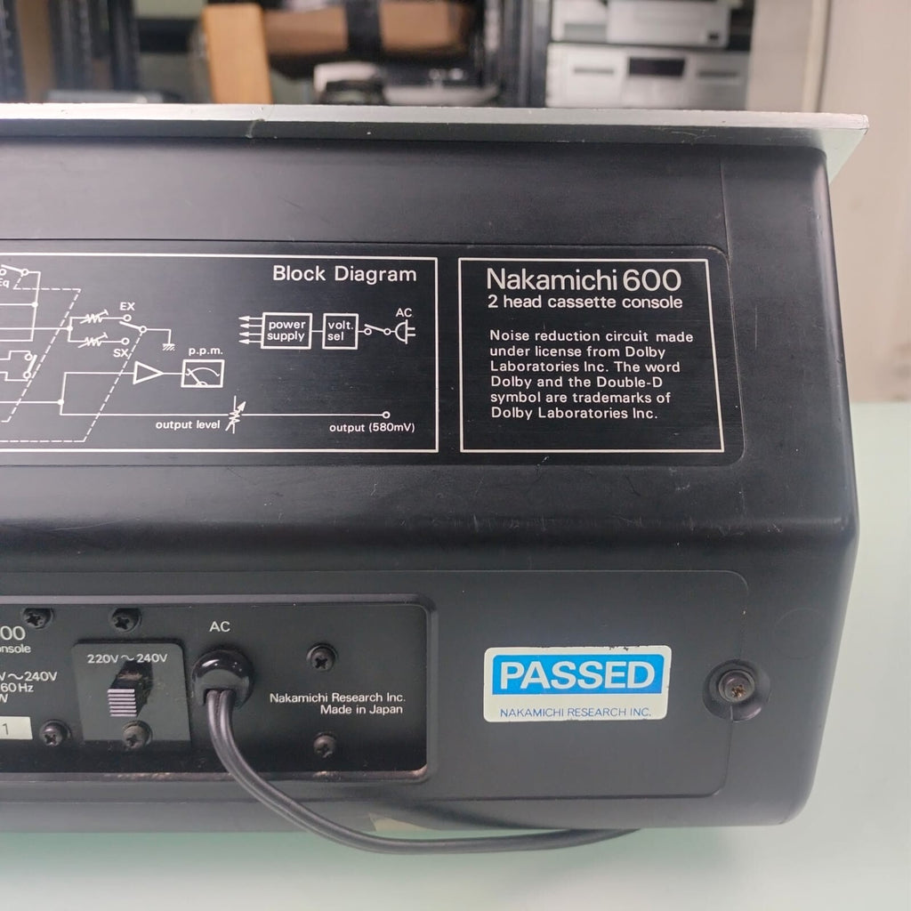 NAKAMICHI 600 2 HEAD CASSETTE CONSOLE DECK