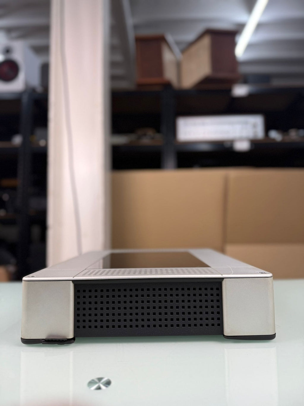 MERIDIAN G56 TWO CHANNEL POWER AMPLIFIER