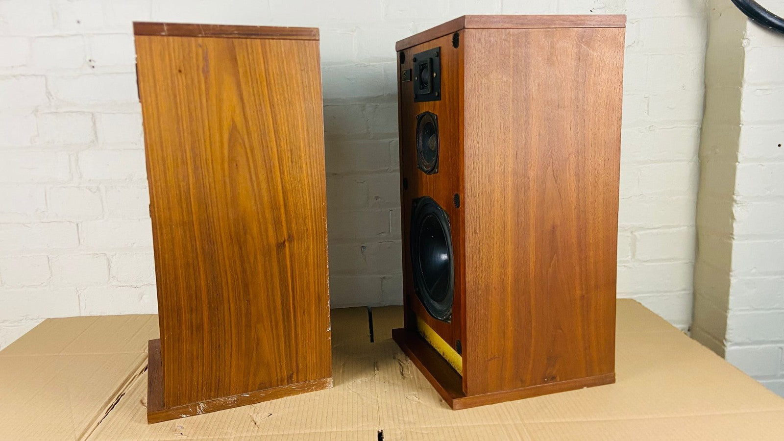 IMF ELECTRONICS CM3 SPEAKERS