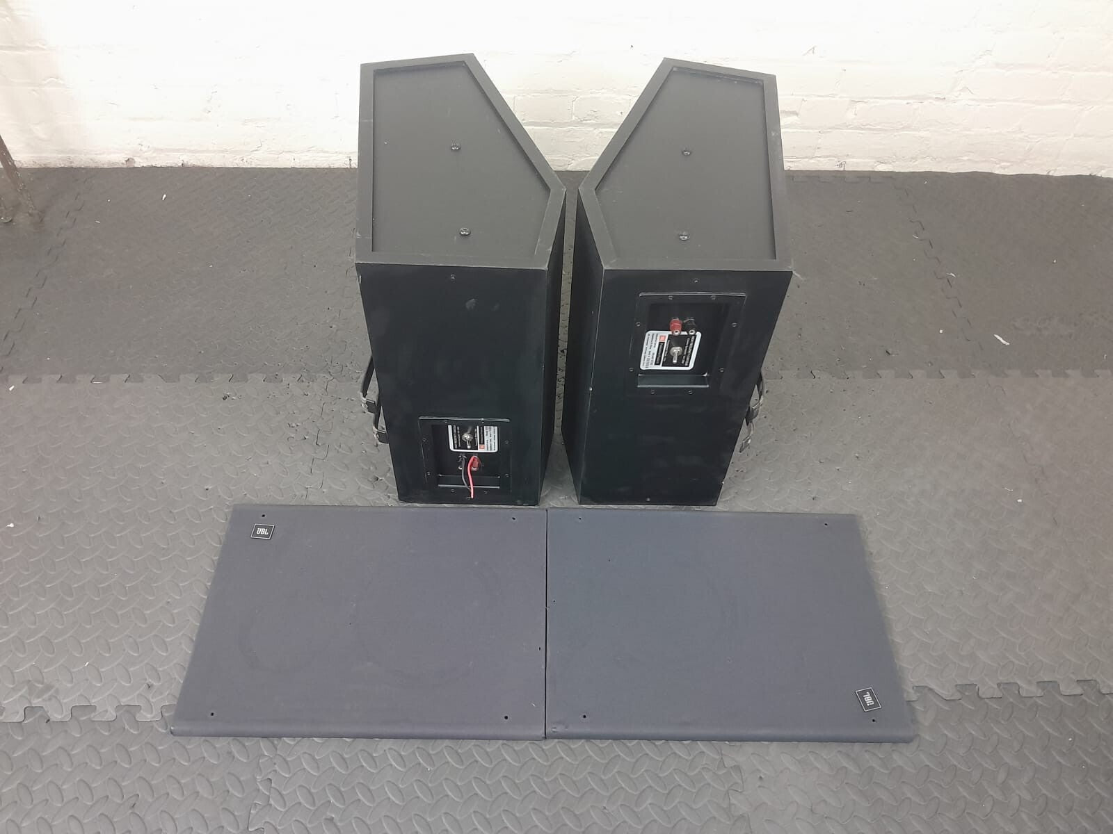 JBL 8330 SPEAKERS ODEAN CINEMA