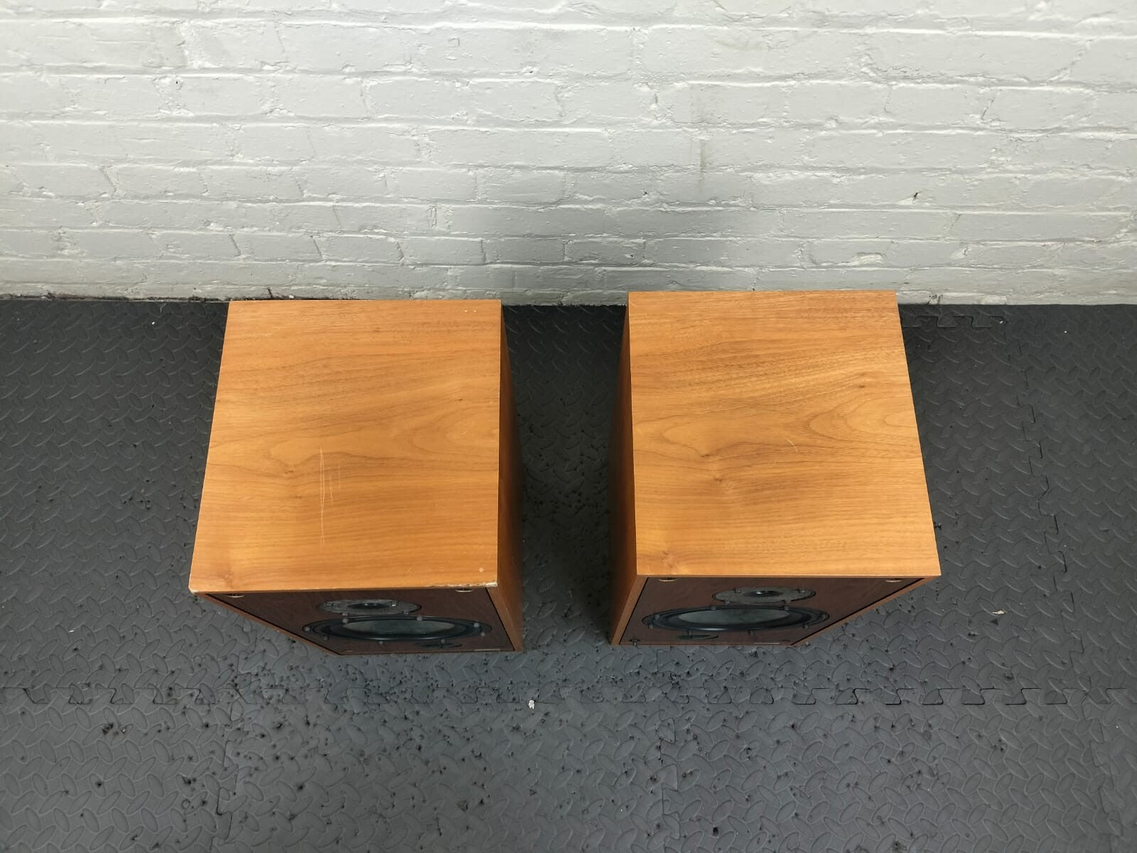 SPENDOR SP 2/2 SPEAKERS