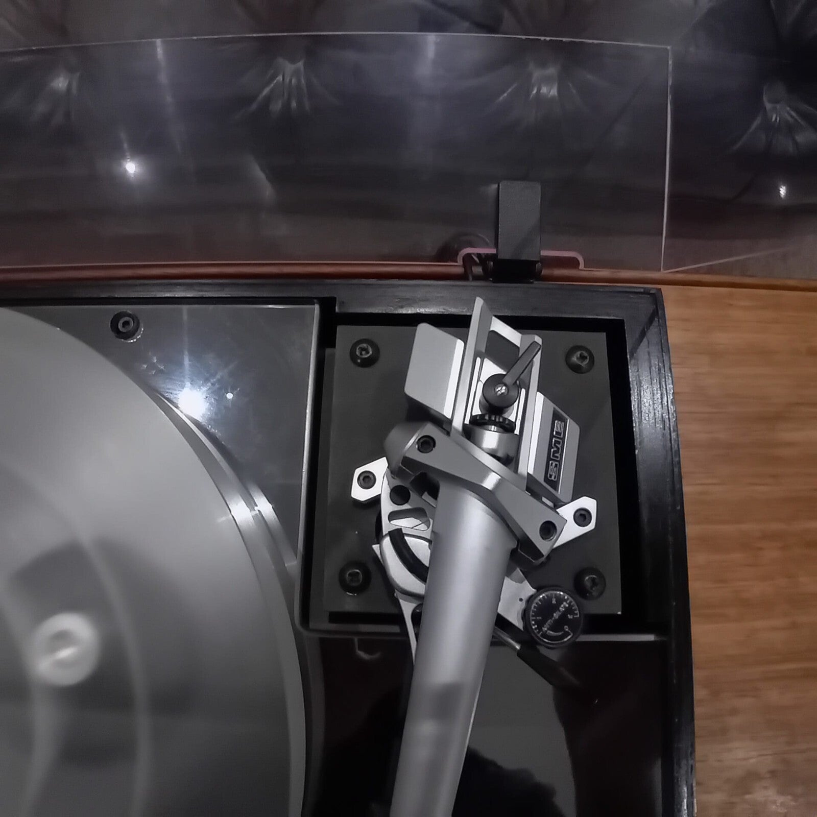 PINK TRIANGLE ANNIVERSARY TURNTABLE SME SERIES IV 4 TONEARM ORTOFON MC VIVO