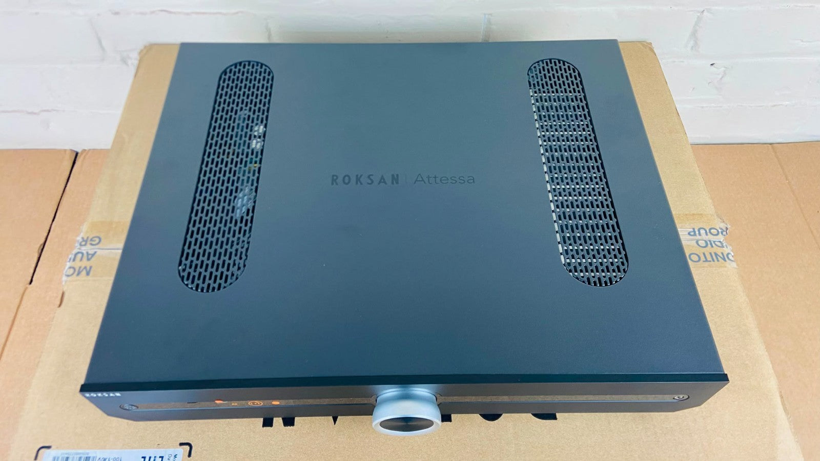 BRAND NEW ROKSAN ATTESSA INTEGRATED AMPLIFIER