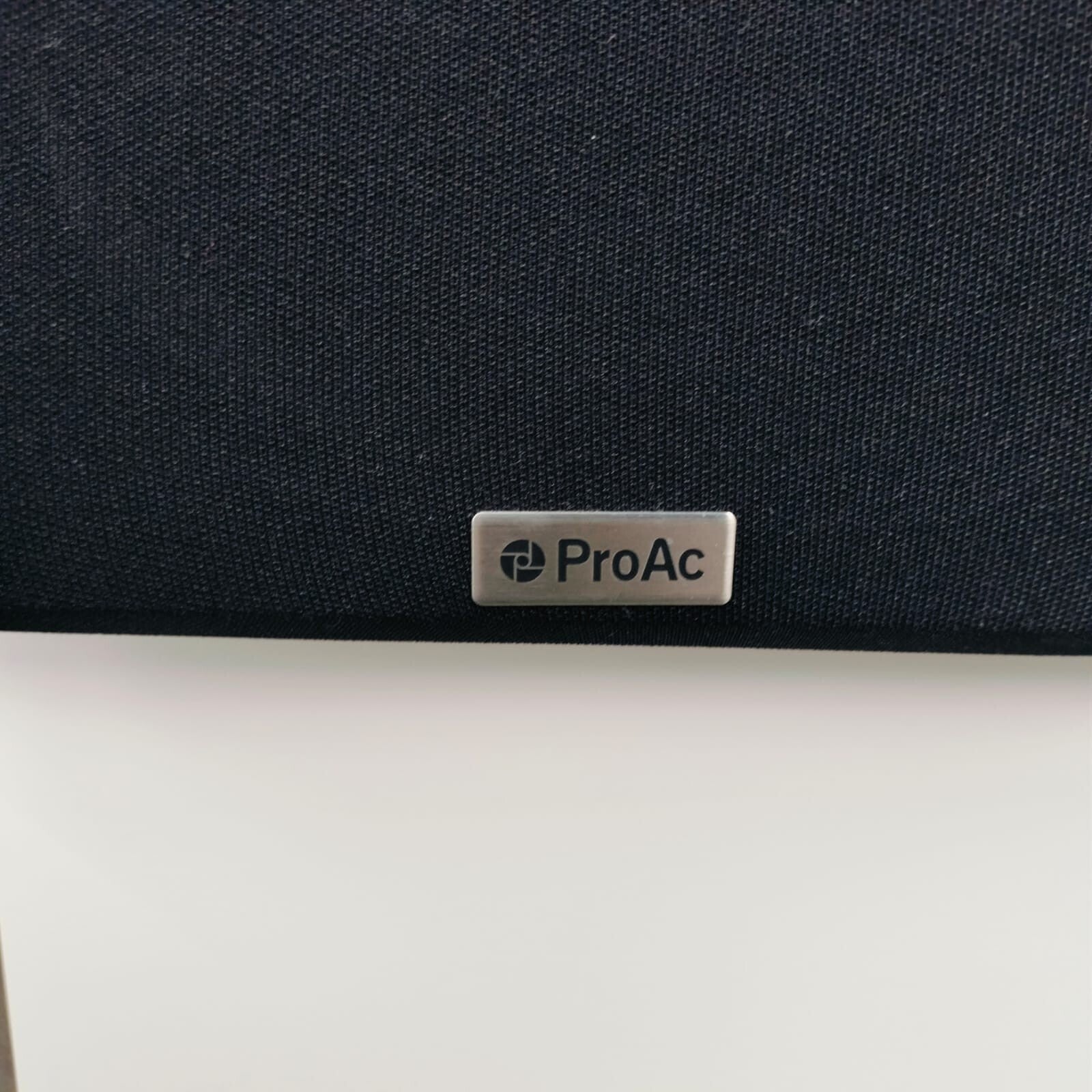 PROAC RESPONSE DT8 FLOOR STANDING SPEAKERS
