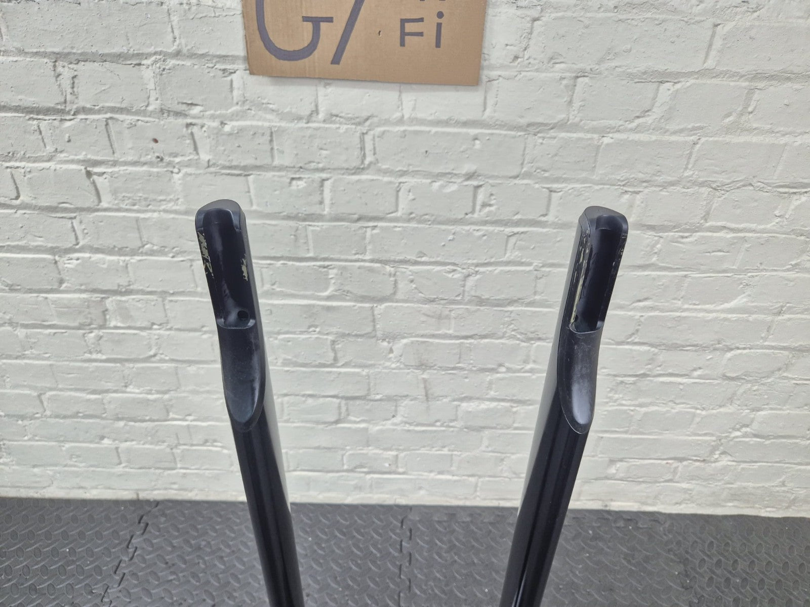 BOWERS & WILKINS B&W M 1 FLOOR STANDS