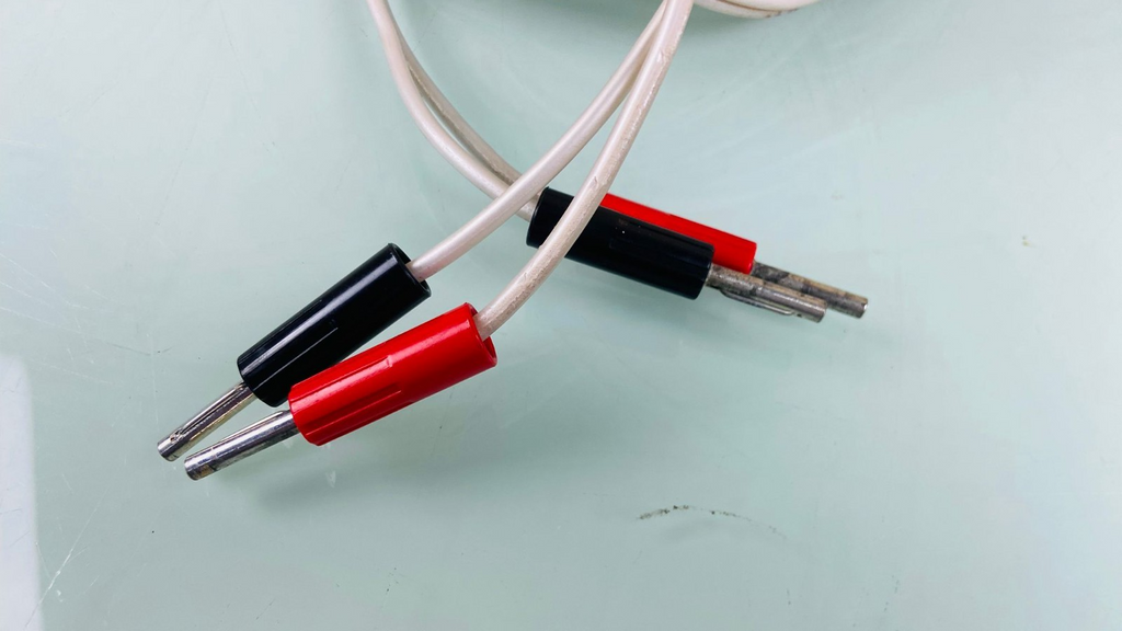 QED BALANCED DESIGN CONCEPT SPEAKER CABLE #002