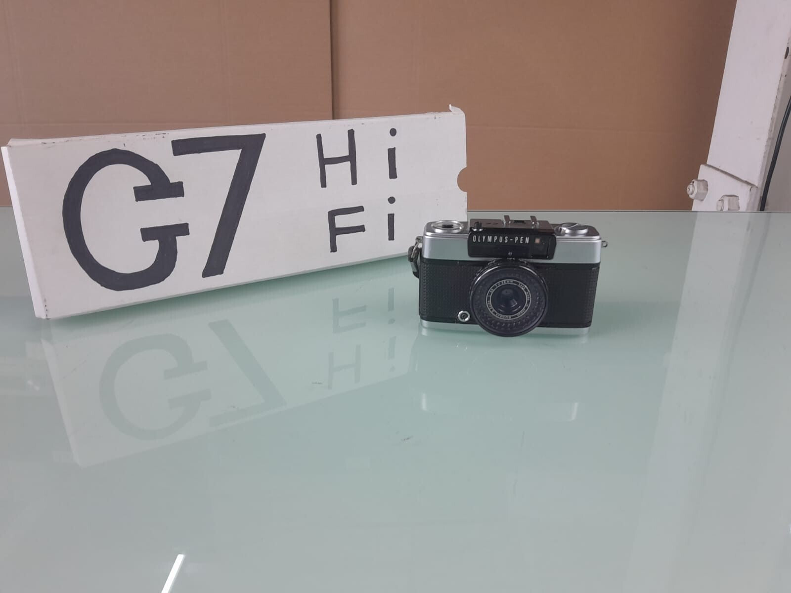 OLYMPUS PEN EE 3 FILM CAMERA D.ZUIKO F=28MM 1:3.5 LENS