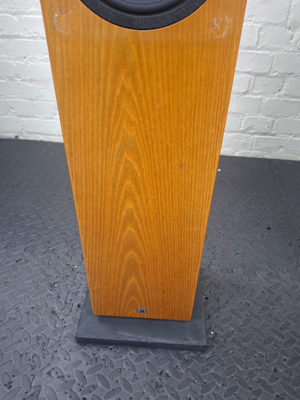 NEAT ACOUSTICS ELITE FLOOR STANDING SPEAKERS