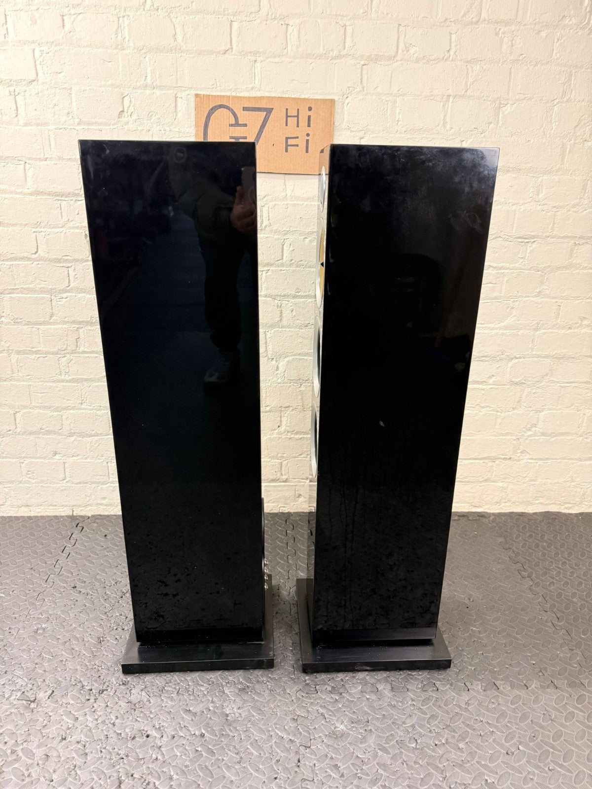 BOWERS & WILKINS B&W CM8 S2 FLOOR STANDING SPEAKERS