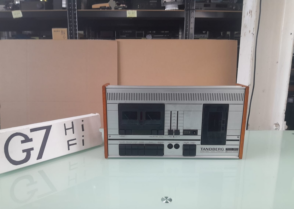 TANDBERG TCD 310 CASSETTE DECK