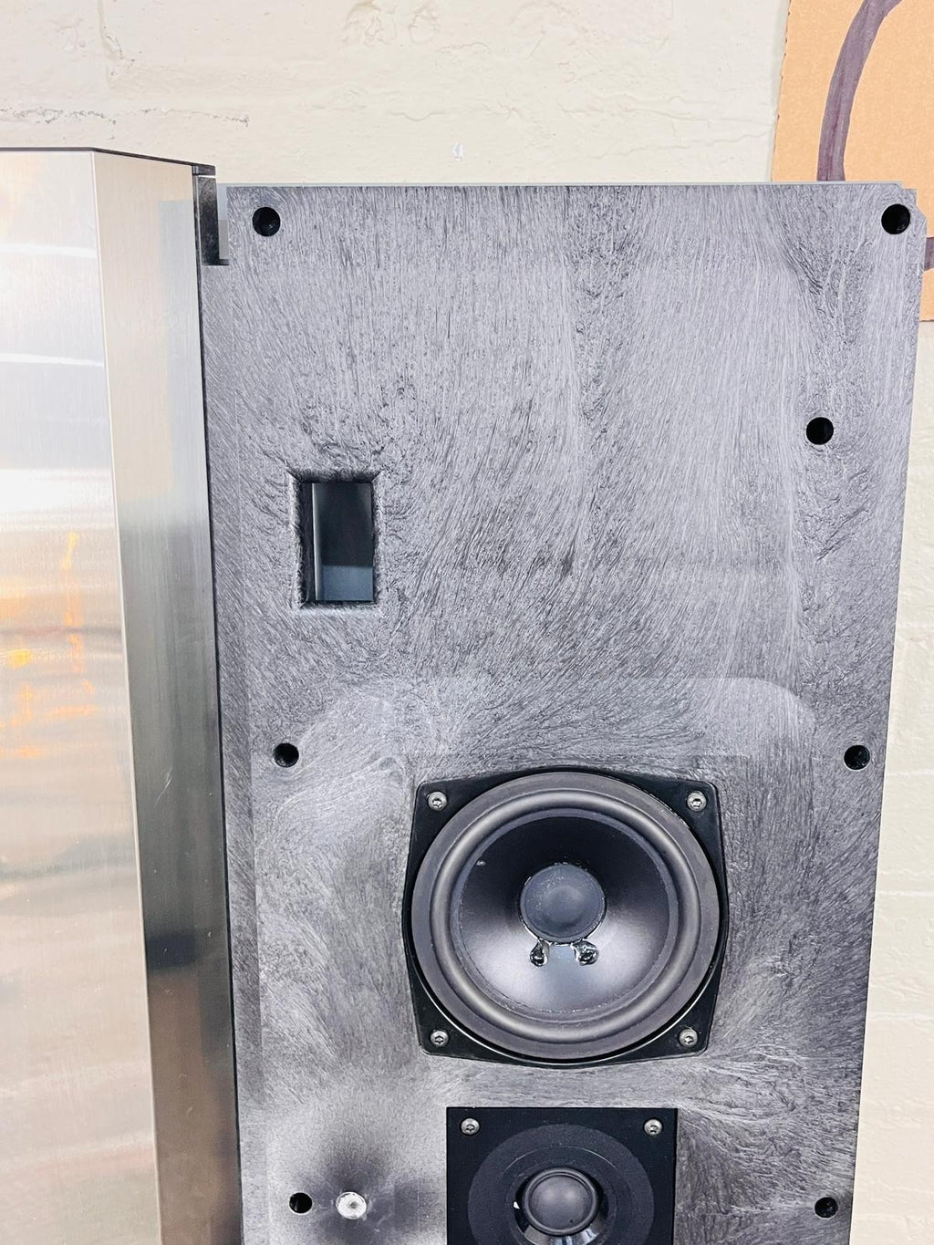 BANG & OLUFSEN B&O BEOLAB 5000 ACTIVE SPEAKERS WITH WALL BRACKETS