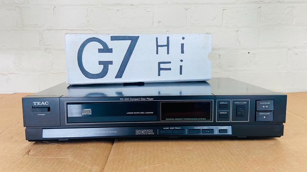 TEAC PD 300 CD PLAYER