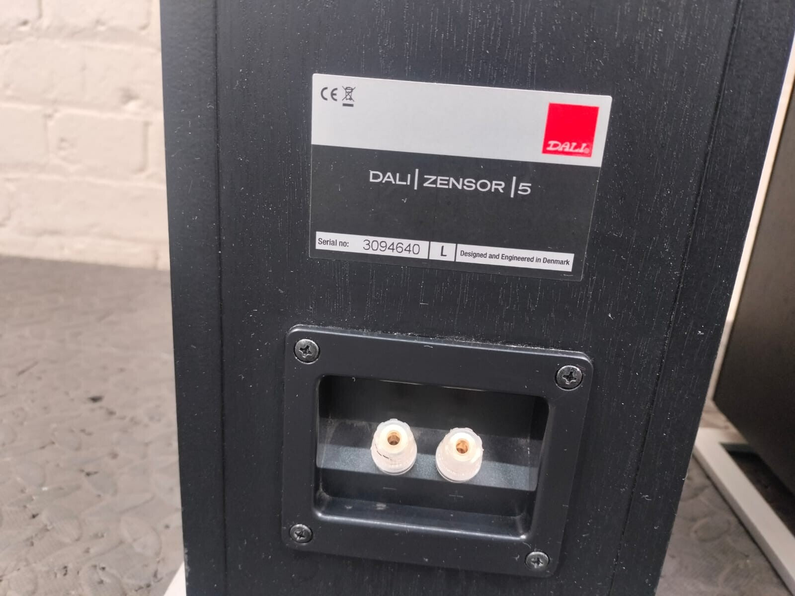 DALI ZENSOR 5 FLOOR STANDING SPEAKERS