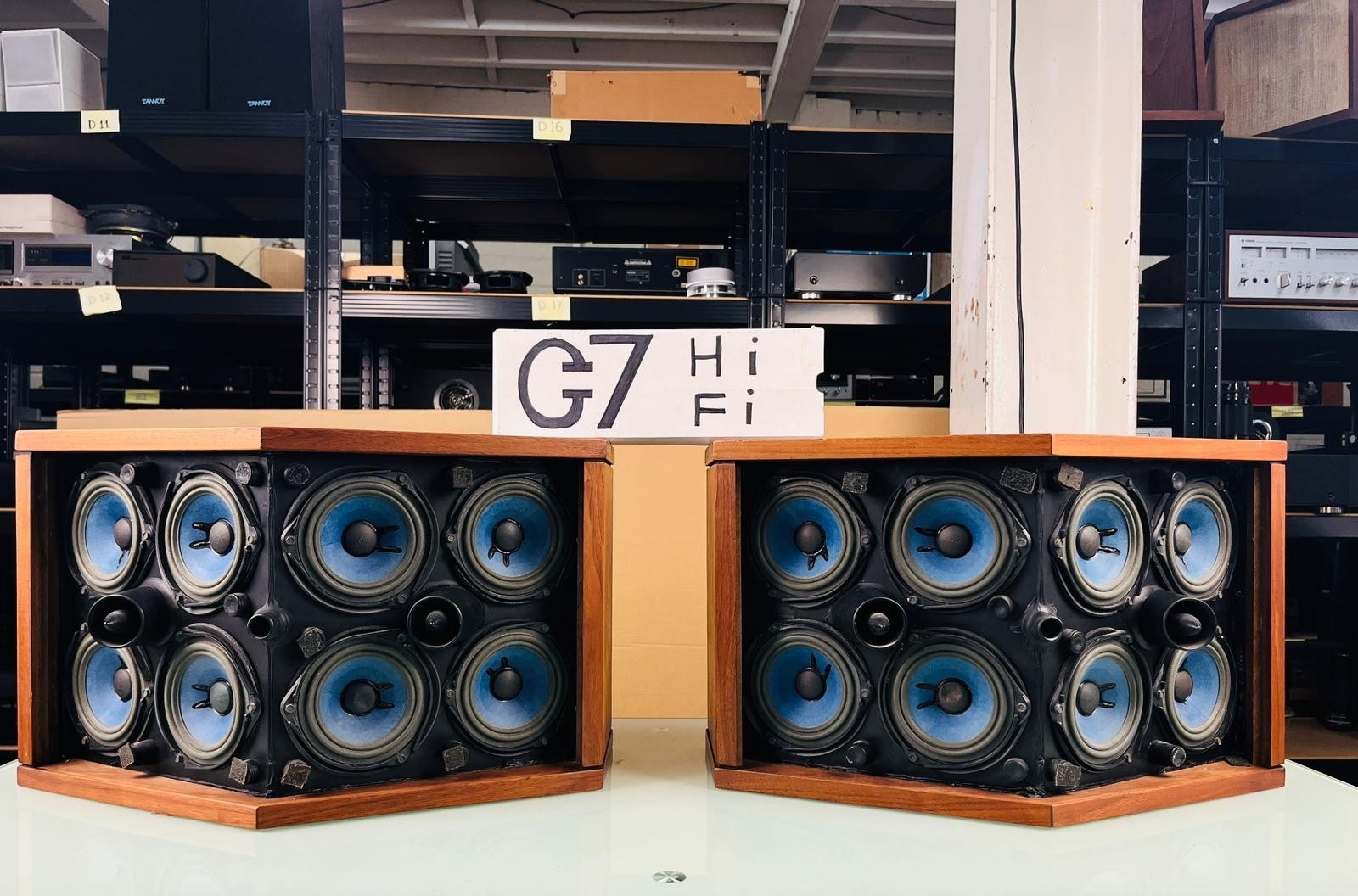 BOSE 901 SERIES IV SPEAKERS