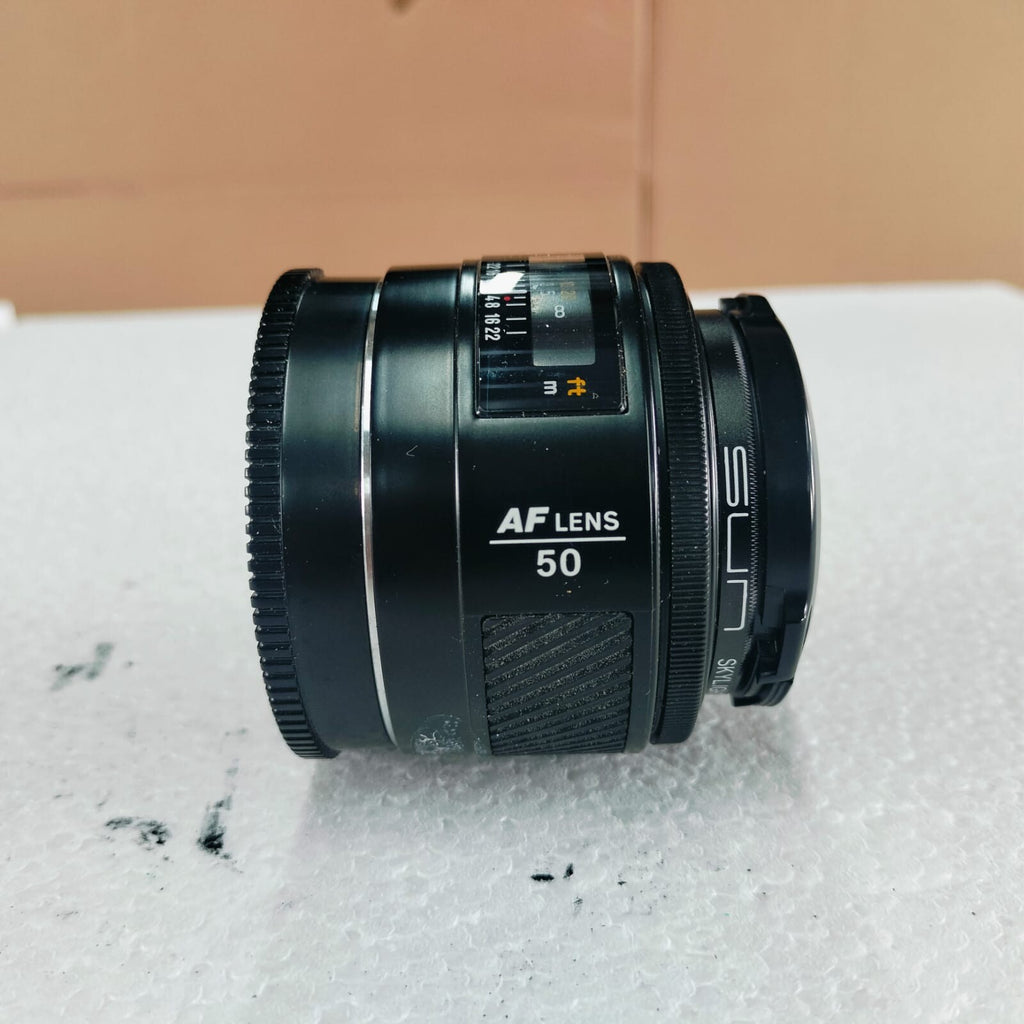 MINOLTA AF 50MM 1/1.7 LENS WITH CAP