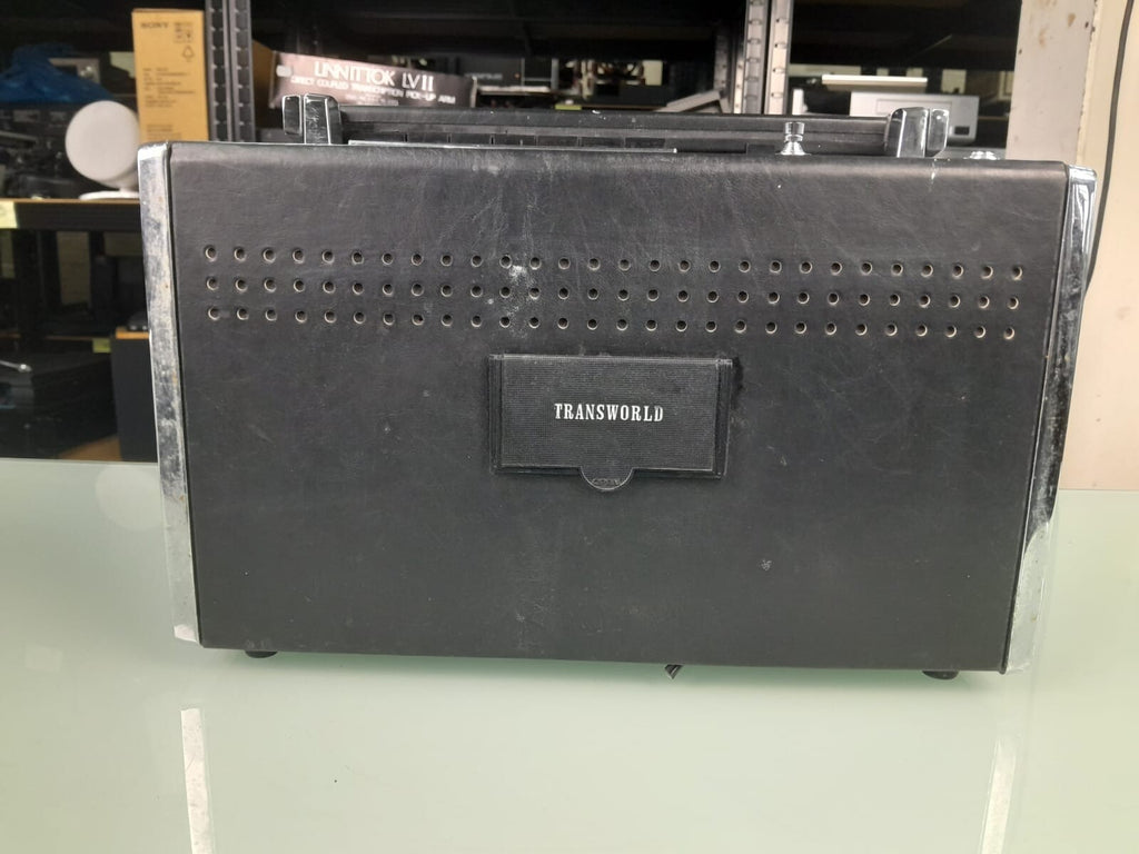 SANYO 18H 815 TRANSWORLD 18 TRANSISTOR RADIO