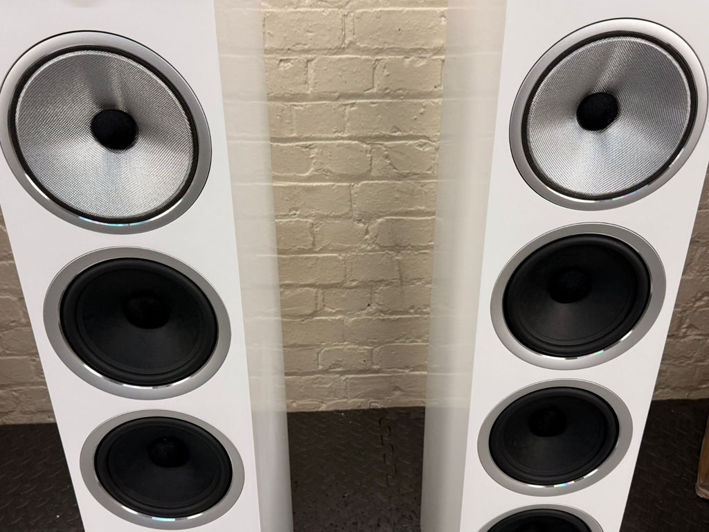 BOWERS & WILKINS B&W 702 S2 FLOOR STANDING SPEAKERS