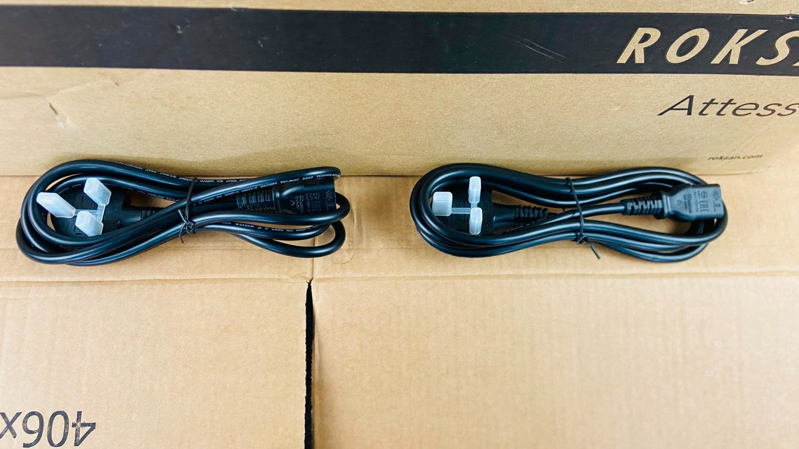 ROKSAN ATTESSA CD TRANSPORT WITH REMOTE CONTROL