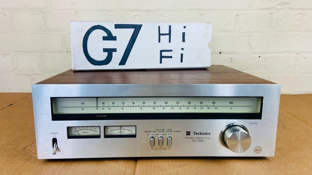 TECHNICS ST 7300 FM / AM STEREO TUNER
