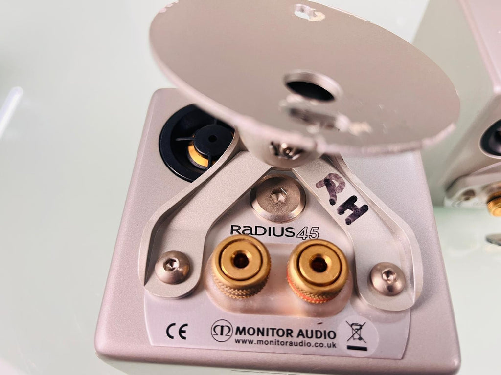 MONITOR AUDIO RADIUS 45 SPEAKERS WITH WALL BRACKETS