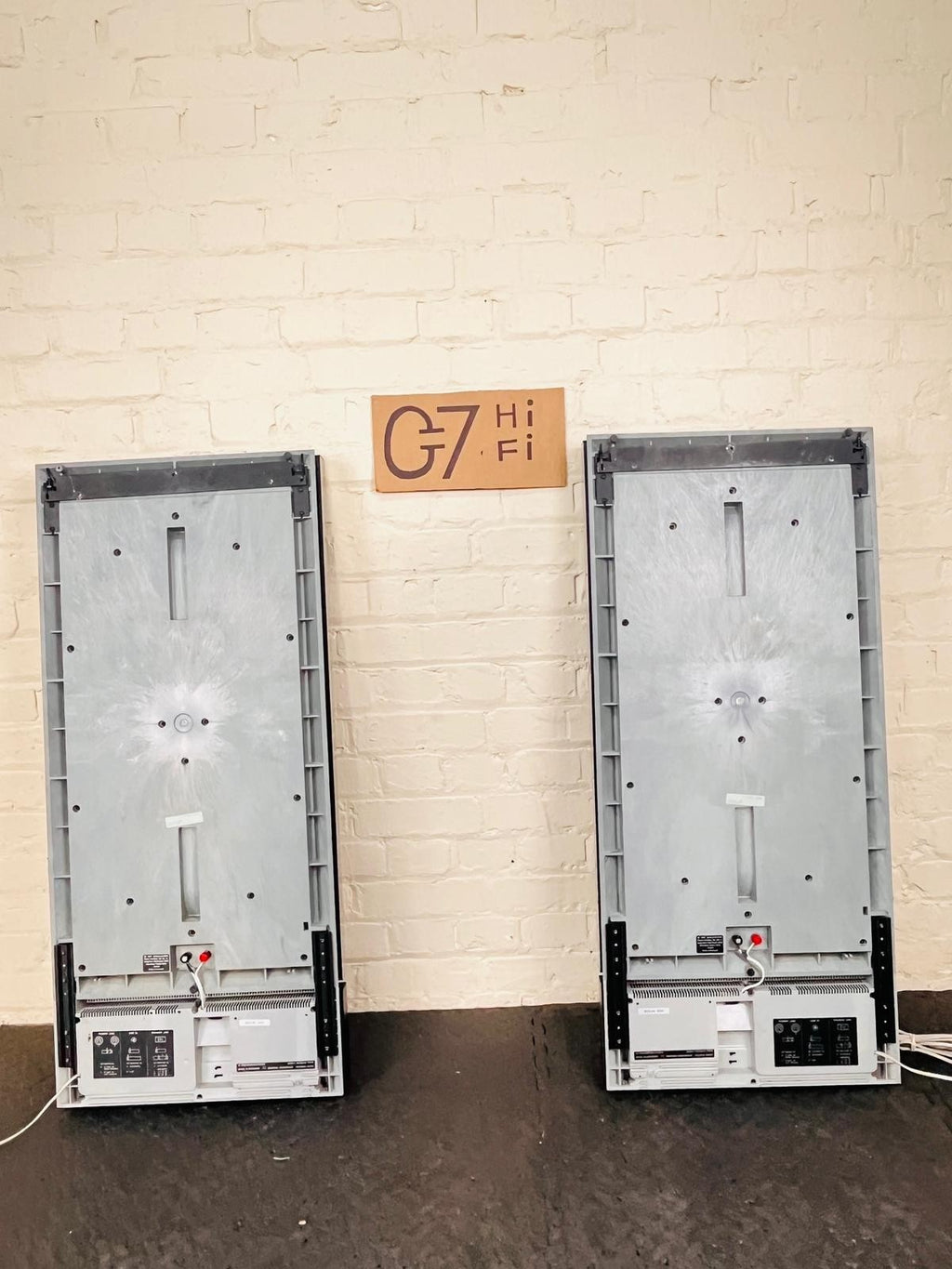 BANG & OLUFSEN B&O BEOLAB 5000 ACTIVE SPEAKERS WITH WALL BRACKETS