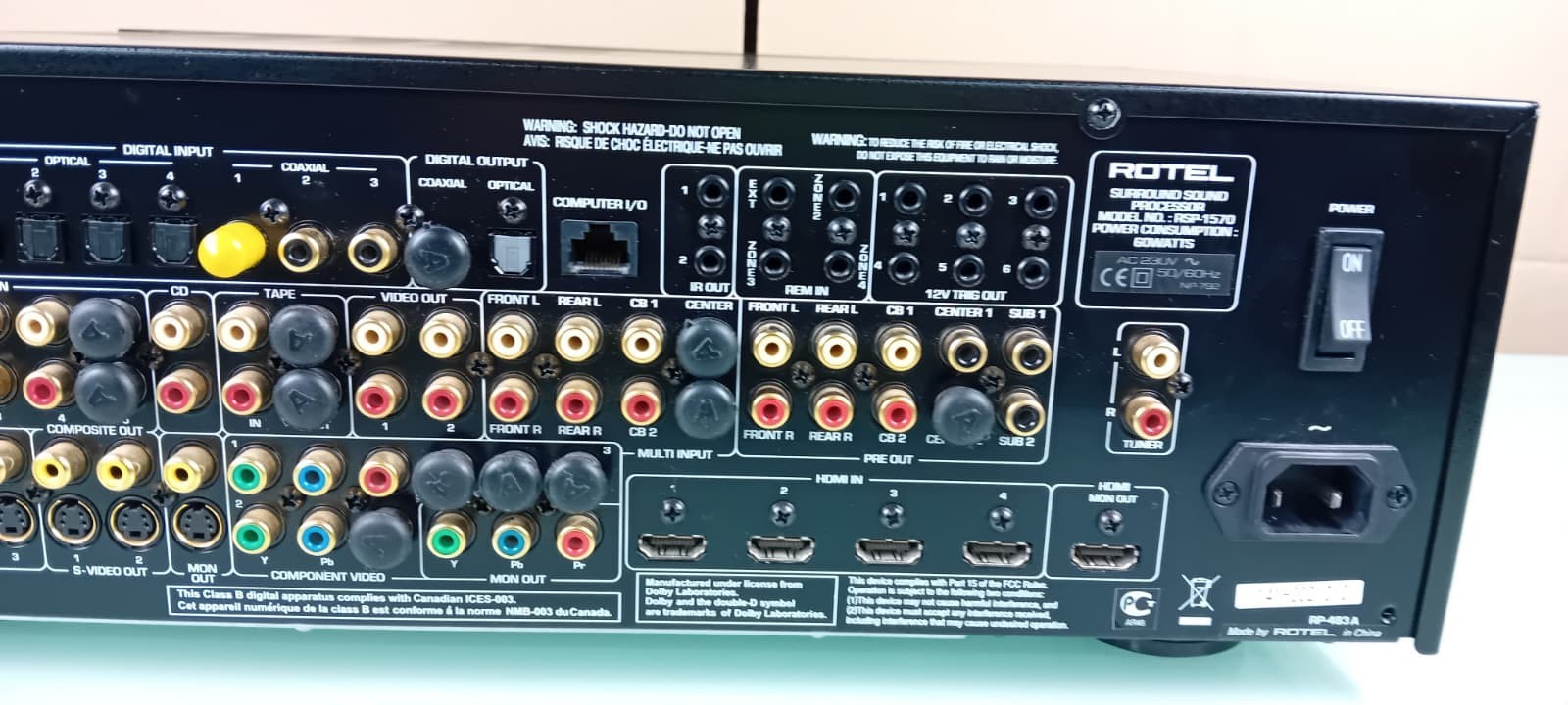ROTEL RSP 1570 SURROUND SOUND PROCESSOR