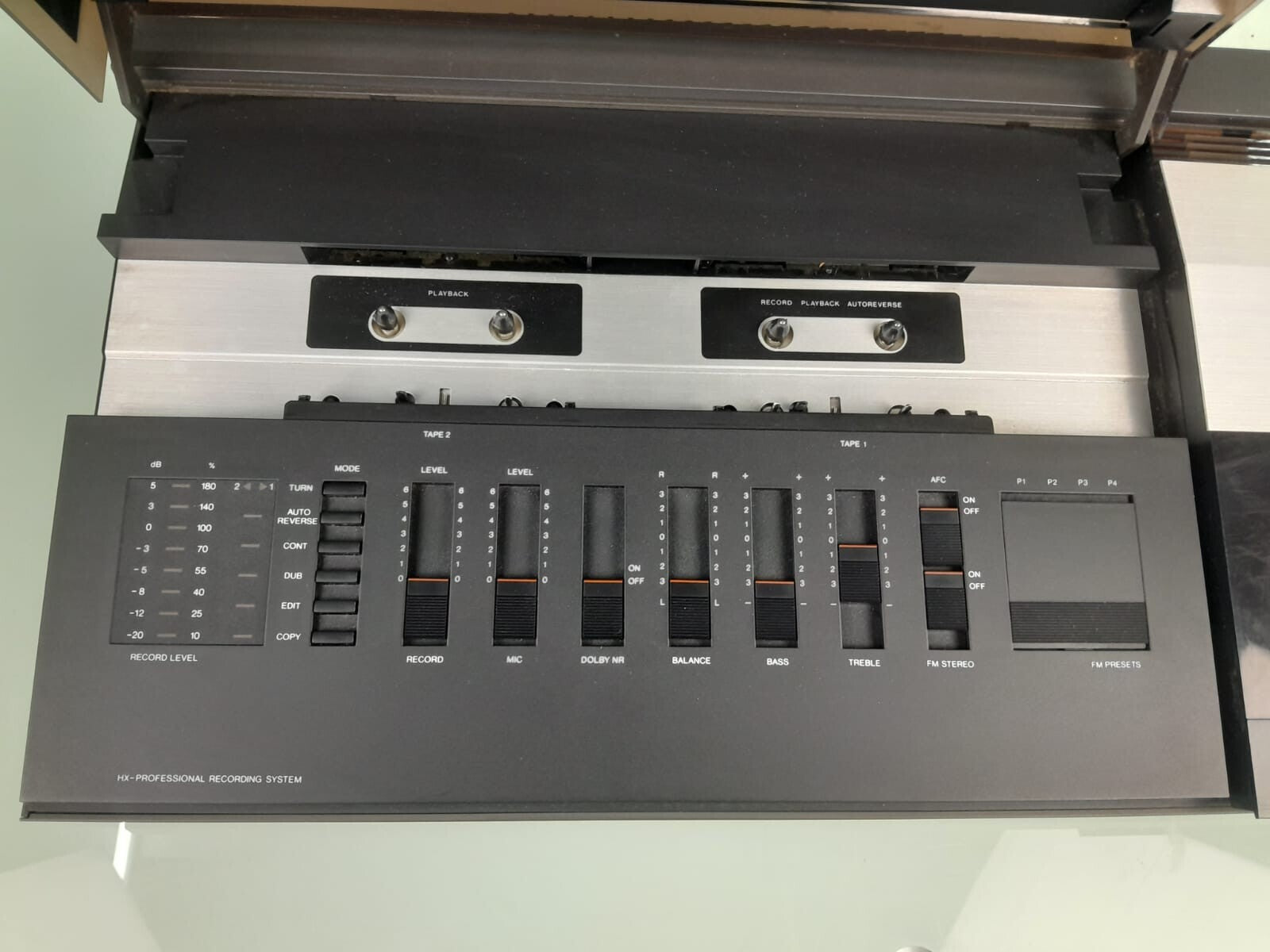 BANG & OLUFSEN B&O BEOCENTER 4000 CASSETTE TAPE RADIO AMPLIFIER