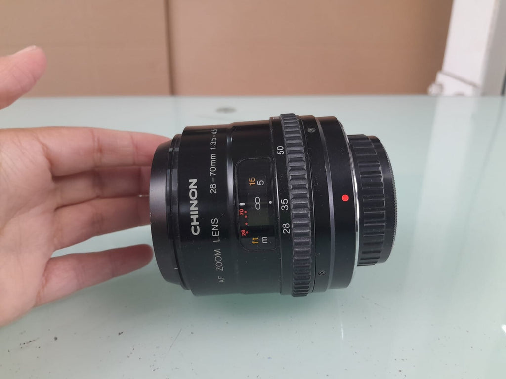 CHINON AF 28-70MM F/3.5-4.5 ZOOM LENS