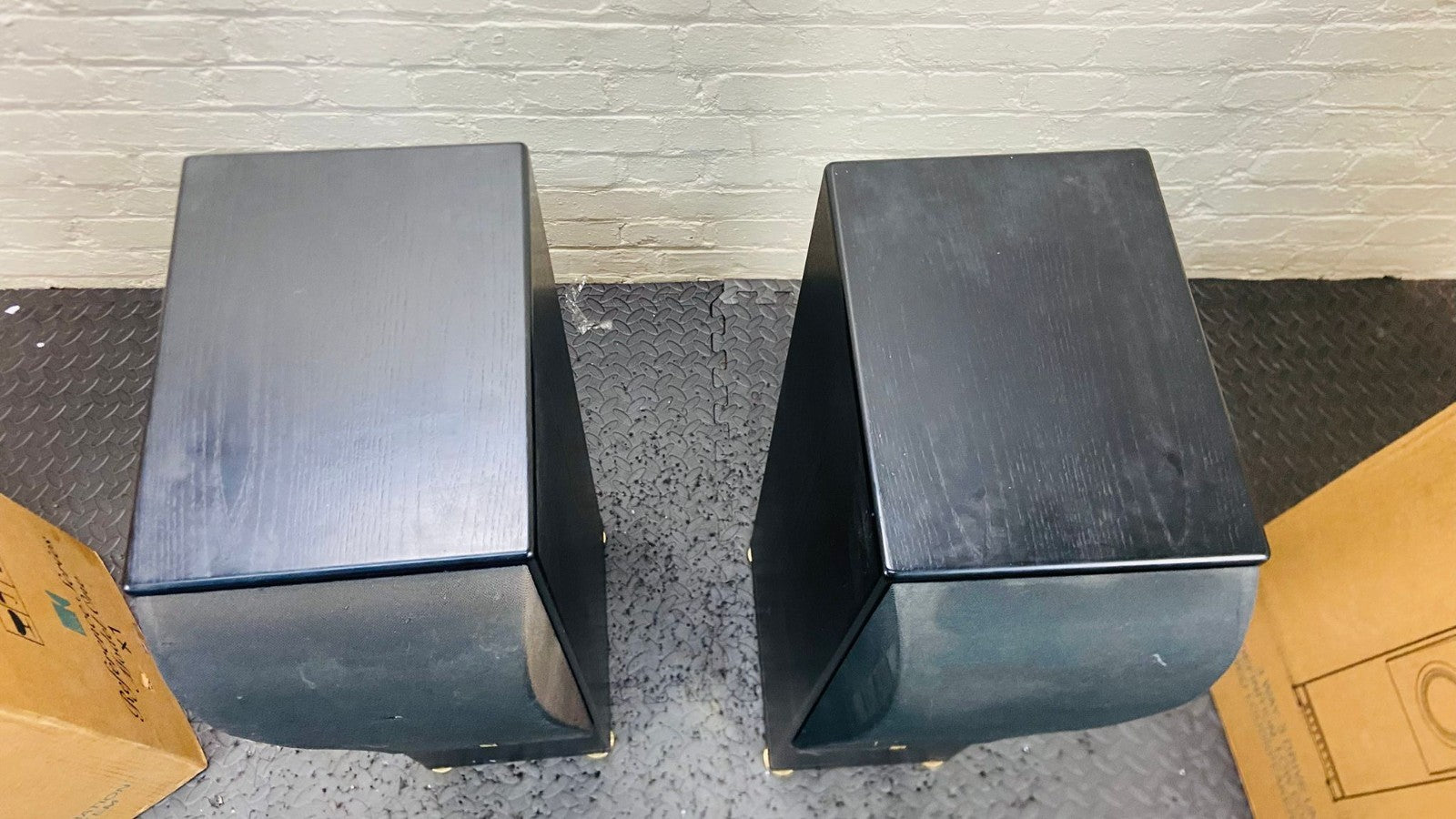 KEF MODEL ONE REFERENCE SERIES FLOOR STANDING SPEAKERS